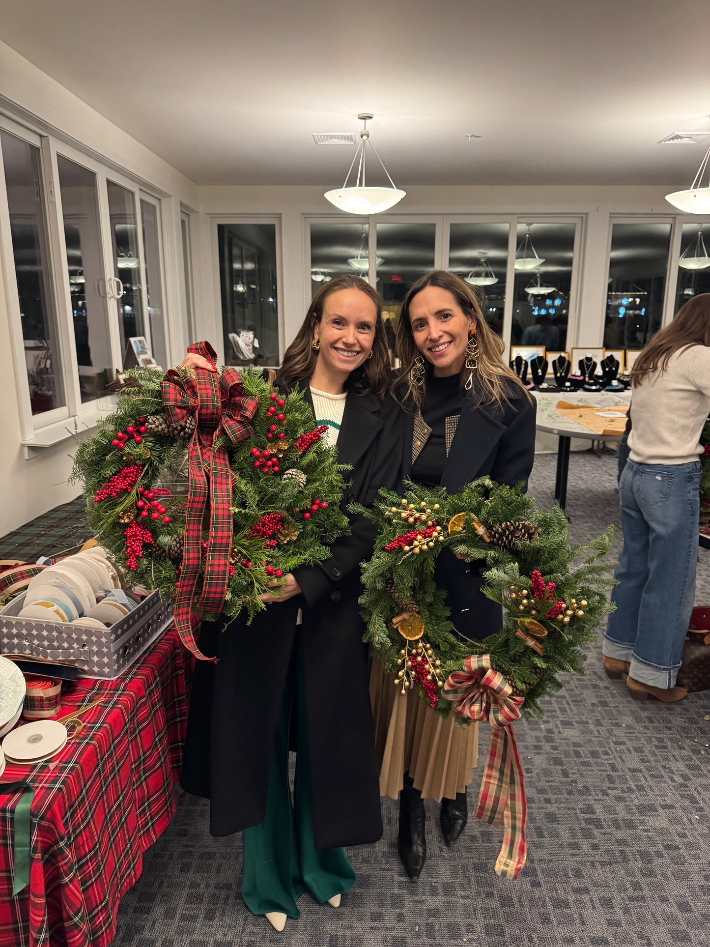 Holiday Wreath Workshop  | The Devon Club at The Devon Horse Show, Devon PA  | December 8 | 11am-1pm